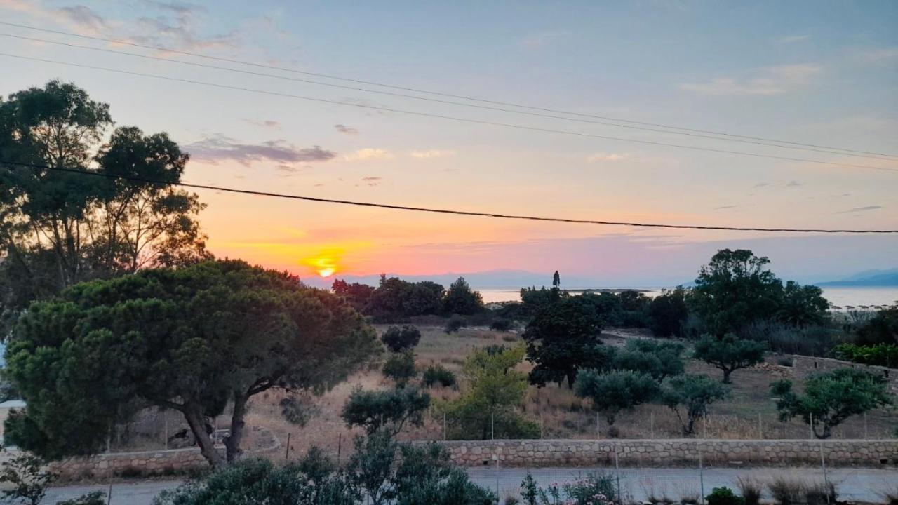Okio - Μονοκατοικία Δίπλα Στη Θάλασσα Elafonissos Exteriör bild